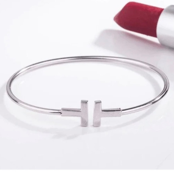 DOUBLE T OPEN CUFF WIRE BRACELET - Picture 4 of 9